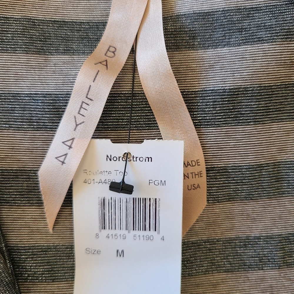 NWT Bailey44 Roulette Top - Picture 4 of 5